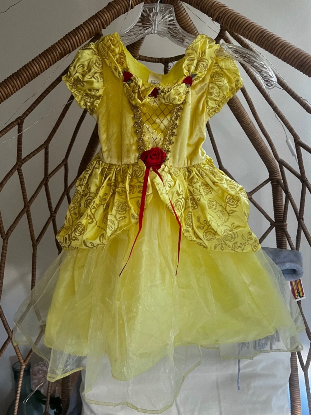 🪞 NEW Yellow red gold rose flower precious princess belle costume puff dress